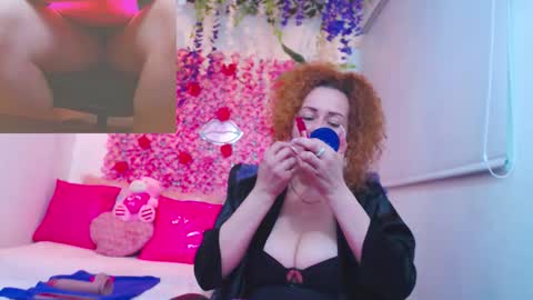 Snapshot of risitos_de_oro_ chatting on 22, 10, 2025 Risitos De Oro online show from 22, 10, 2025