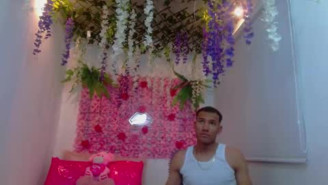 Snapshot of risitos_de_oro_ chatting on 24, 10, 2025 Risitos De Oro online show from 24, 10, 2025