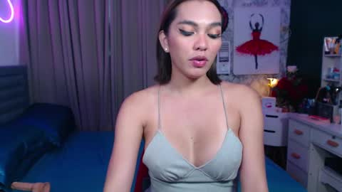 Miss Cassie online show from 3, 3, 2025