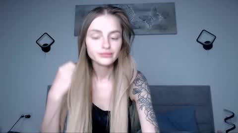 Snapshot of rita_orra chatting on 14, 11, 2025 Rita online show from 14, 11, 2025