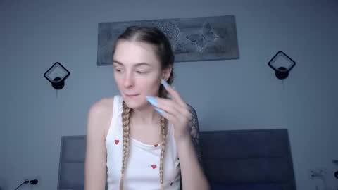 Snapshot of rita_orra chatting on 1, 12, 2025 Rita online show from 1, 12, 2025