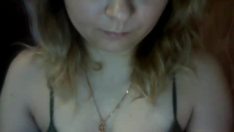 Snapshot of riveramaureen chatting on 24, 1, 2025 RiveraMaureen online show from 24, 1, 2025