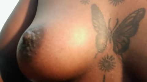 Snapshot of rlessing chatting on 10, 10, 2025 rlessing online show from 10, 10, 2025