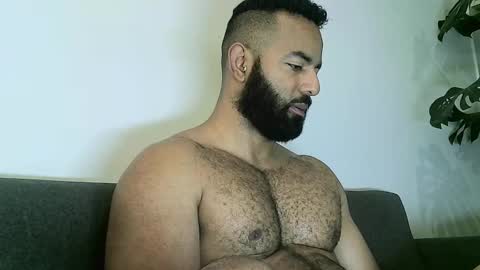 SebasRoa online show from 13, 11, 2025