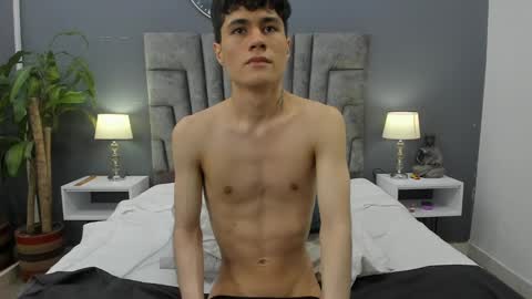 Roan Birkin online show from 4, 2, 2025