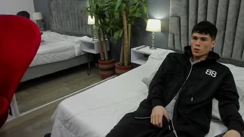 Roan Birkin online show from 17, 2, 2025