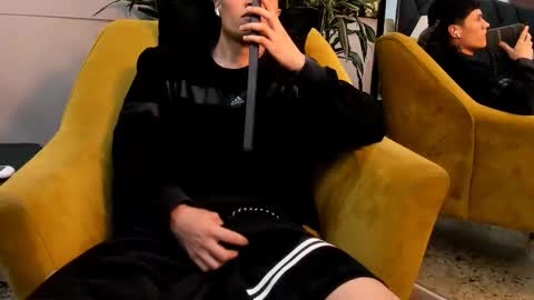 Roan Birkin online show from 11, 2, 2026