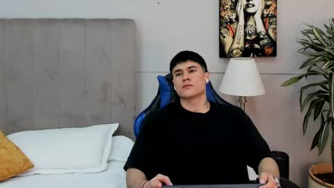 Roan Birkin online show from 1, 5, 2026