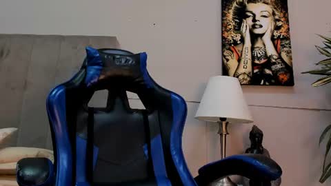 Roan Birkin online show from 16, 6, 2026