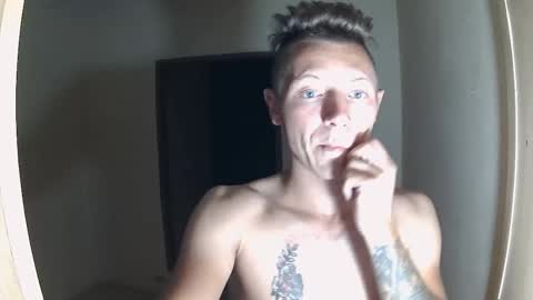 Snapshot of roastingcorn chatting on 17, 10, 2025 RoastingCorn online show from 17, 10, 2025