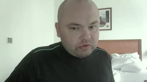 rob18997 online show from 5, 12, 2025