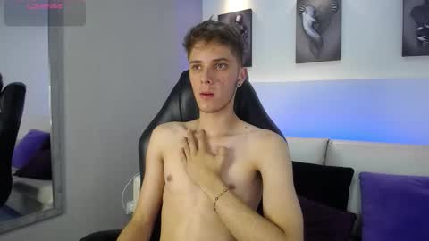 Snapshot of robbinblaze chatting on 5, 12, 2025 Robbin online show from 5, 12, 2025