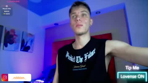 Snapshot of robbinblaze chatting on 24, 3, 2026 Robbin online show from 24, 3, 2026