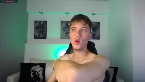 Snapshot of robbinblaze chatting on 26, 3, 2026 Robbin online show from 26, 3, 2026