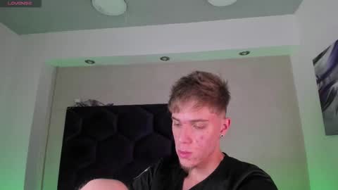 Snapshot of robbinblaze chatting on 27, 3, 2026 Robbin online show from 27, 3, 2026