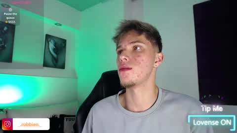 Snapshot of robbinblaze chatting on 31, 3, 2026 Robbin online show from 31, 3, 2026