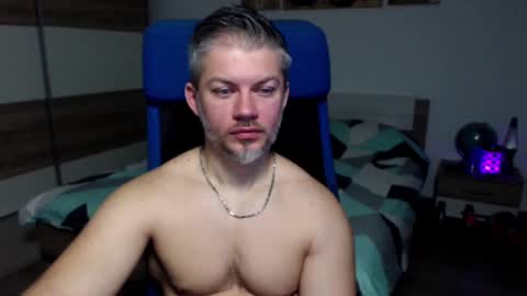 Snapshot of robbyshawz chatting on 2, 12, 2024 robbyshawz online show from 2, 12, 2024