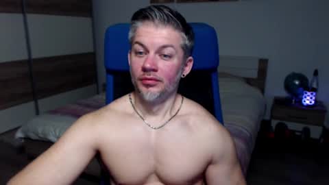 Snapshot of robbyshawz chatting on 6, 2, 2025 robbyshawz online show from 6, 2, 2025