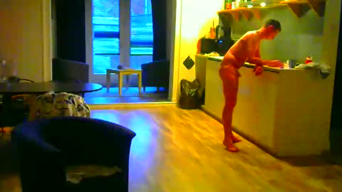 Snapshot of rober10000 chatting on 14, 11, 2025 rober10000 online show from 14, 11, 2025