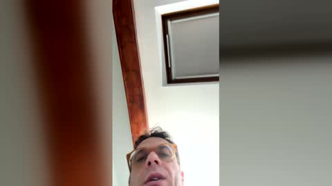 Snapshot of roberpierre_ho chatting on 1, 3, 2026 roberpierre_ho online show from 1, 3, 2026