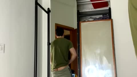 Snapshot of roberpierre_ho chatting on 6, 3, 2026 roberpierre_ho online show from 6, 3, 2026