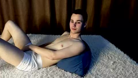 Snapshot of robert10211 chatting on 2, 3, 2026 robert10211 online show from 2, 3, 2026