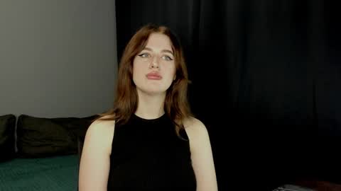 Snapshot of robert_lisa chatting on 23, 12, 2024 Lisa and Robert i am online all days 900 am GMT3 online show from 23, 12, 2024