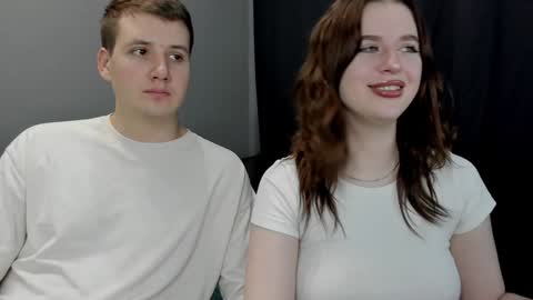 Snapshot of robert_lisa chatting on 27, 1, 2025 Lisa and Robert i am online all days 900 am GMT3 online show from 27, 1, 2025