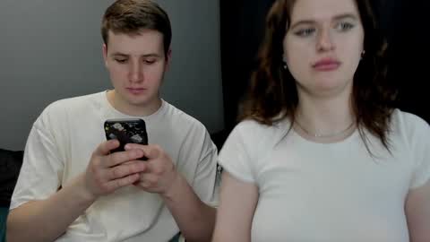Snapshot of robert_lisa chatting on 27, 1, 2025 Lisa and Robert i am online all days 900 am GMT3 online show from 27, 1, 2025