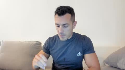 Snapshot of roberto4ever chatting on 22, 2, 2026 roberto4ever online show from 22, 2, 2026