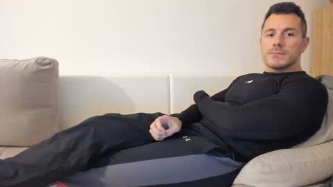 Snapshot of roberto4ever chatting on 23, 2, 2026 roberto4ever online show from 23, 2, 2026