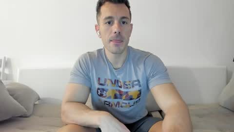 Snapshot of roberto4ever chatting on 28, 3, 2026 roberto4ever online show from 28, 3, 2026