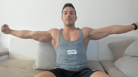 roberto4ever online show from 10, 5, 2026