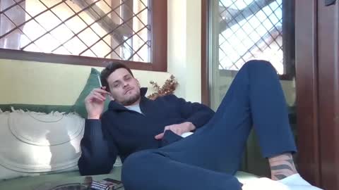 Roberto online show from 4, 3, 2025