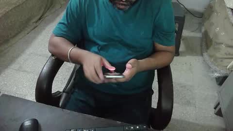 Snapshot of robin2010ken chatting on 29, 9, 2025 ROb online show from 29, 9, 2025