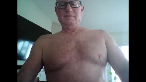 robo0000 online show from 25, 3, 2026