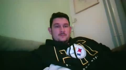 Robin online show from 10, 11, 2025