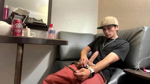 Rob witha 8 online show from 13, 10, 2025