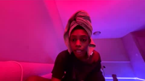 Snapshot of robynthegoddess chatting on 11, 1, 2026 robynthegoddess online show from 11, 1, 2026