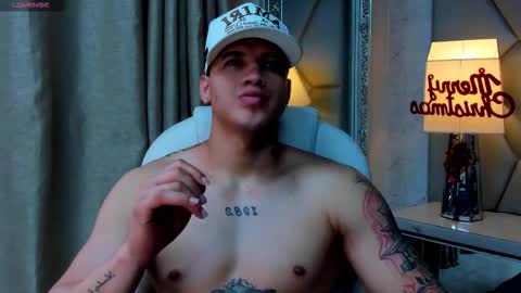 Snapshot of rocco_santos chatting on 16, 11, 2025 rocco_santos online show from 16, 11, 2025