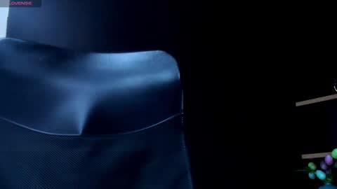 Snapshot of rocco_santos chatting on 23, 12, 2025 rocco_santos online show from 23, 12, 2025