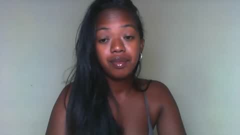 rochellinah online show from 23, 3, 2026