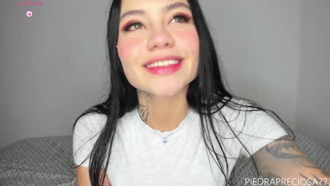 Samantha Estephania  online show from 20, 1, 2025