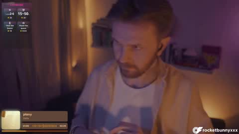 Snapshot of rocketbunnyxxx chatting on 10, 4, 2026 Rocket Bunny online show from 10, 4, 2026