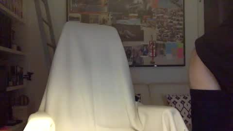 Snapshot of rocketviper chatting on 7, 5, 2026 RocketViper online show from 7, 5, 2026