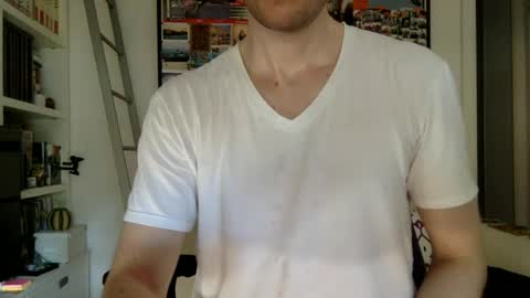 Snapshot of rocketviper chatting on 21, 6, 2026 RocketViper online show from 21, 6, 2026
