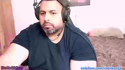 Snapshot of rodrixxx54 chatting on 11, 9, 2025 rodrixxx54 online show from 11, 9, 2025