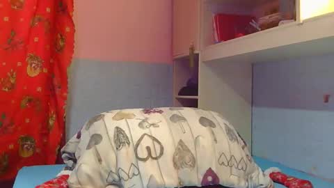 Snapshot of rogobeteilie chatting on 21, 12, 2025 Banderas online show from 21, 12, 2025