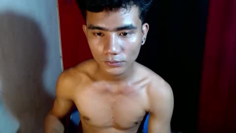 roianboyyy online show from 12, 5, 2026