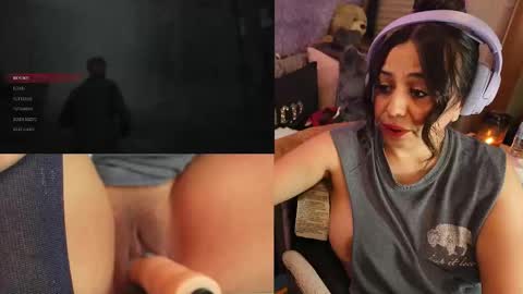 Snapshot of roknblaze chatting on 29, 11, 2025 Rok-N-Blaze online show from 29, 11, 2025